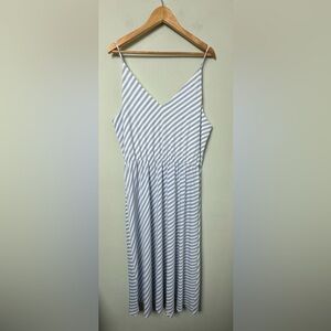 NWT H&M Blue & White Diagonal Striped Midi Dress Size Large